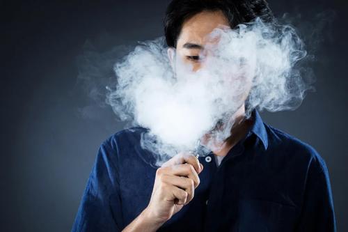 学生吸电子烟能上瘾吗？