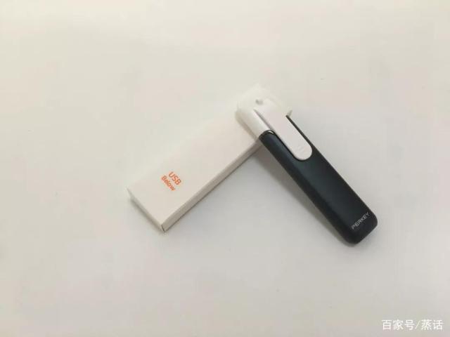 这款ZH小烟真“有套”，预注油 自注油 新奇笔形设计