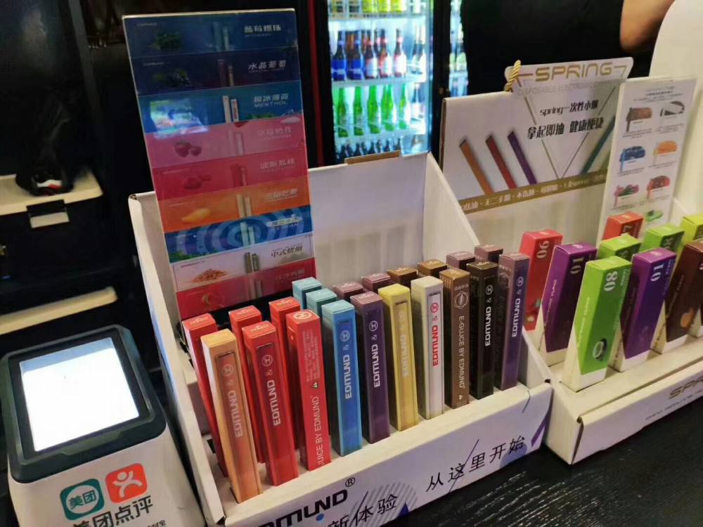 一次性电子烟电池能充电吗？