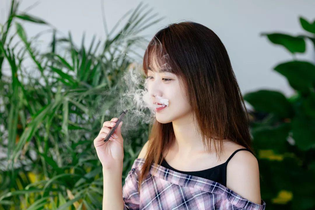 拔完牙可以抽电子烟吗？医生这样说