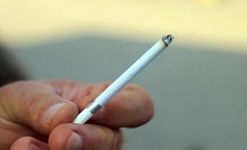 抽电子烟同样有戒断反应吗？