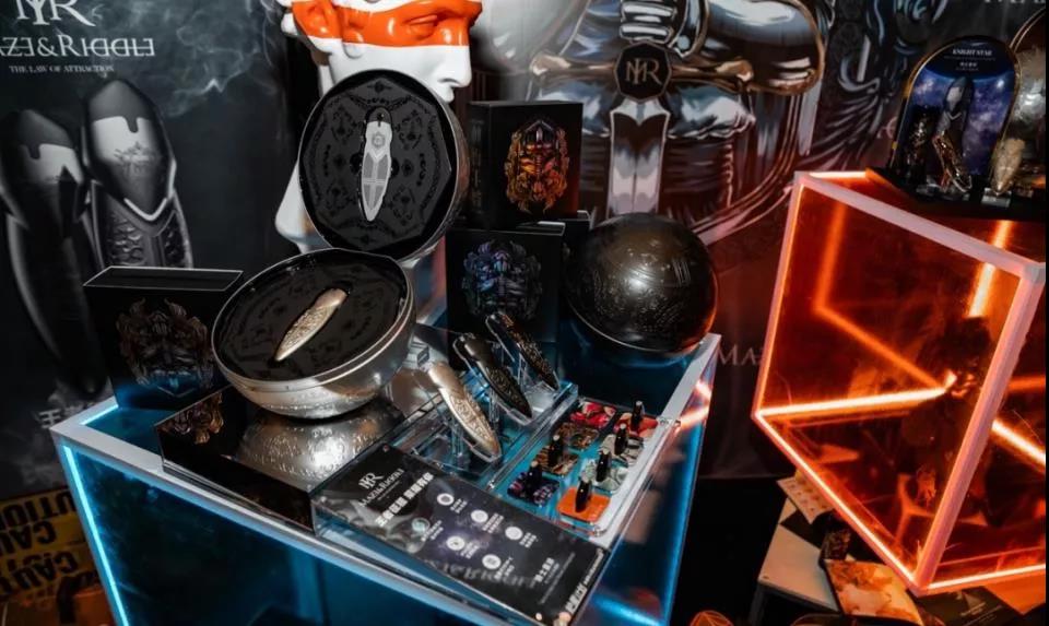 MR迷睿电子烟荣获第二届蓝洞峰会“年度新锐电子烟品牌”