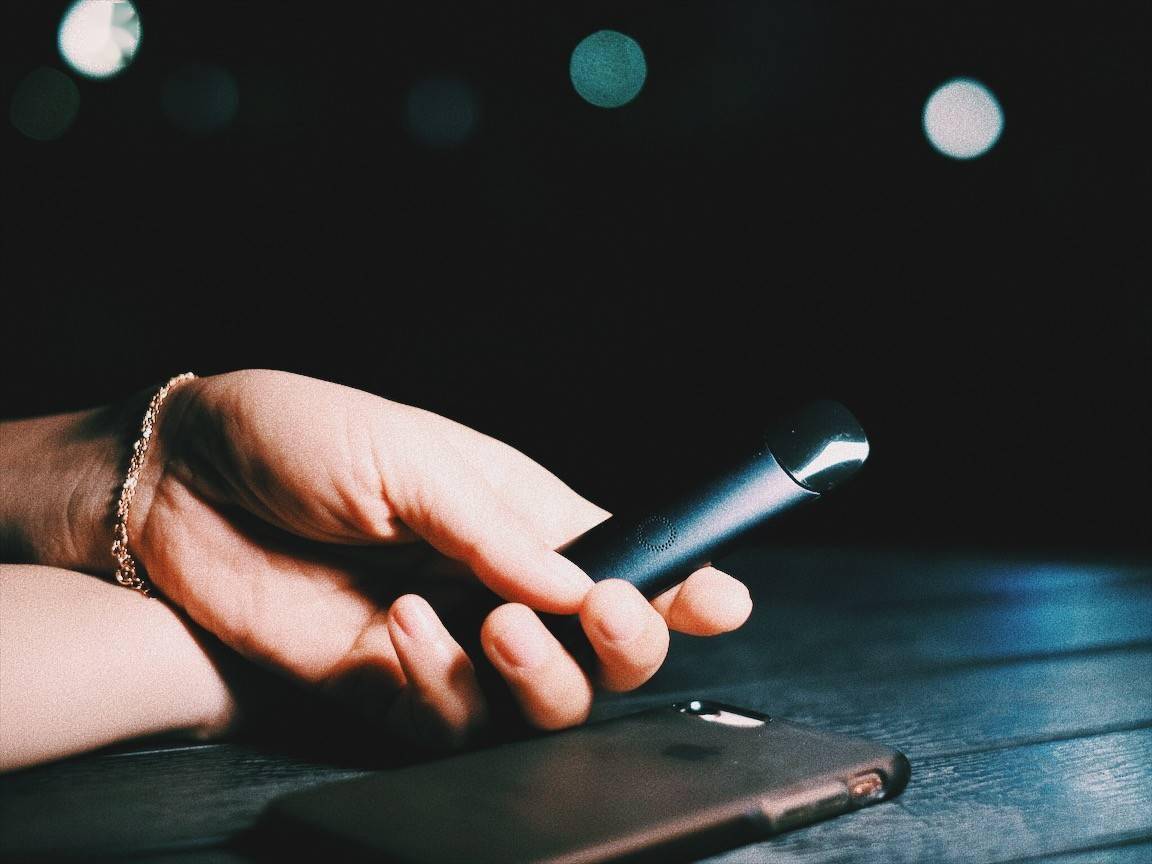 抽烟好一点还是电子烟好一点？