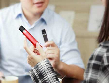 一个烟弹吸10天正常吗？