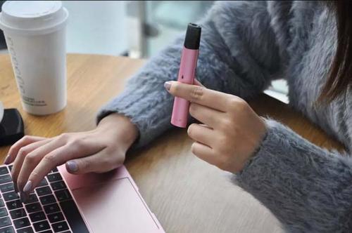 relx电子烟抽了口渴怎么回事？