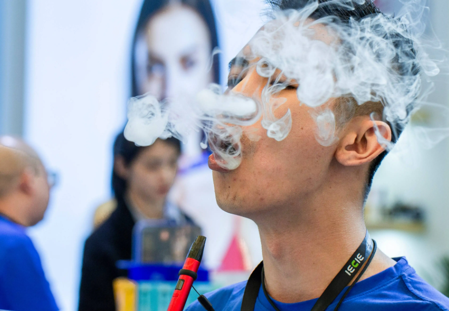 一天抽多少口电子烟比较合适？