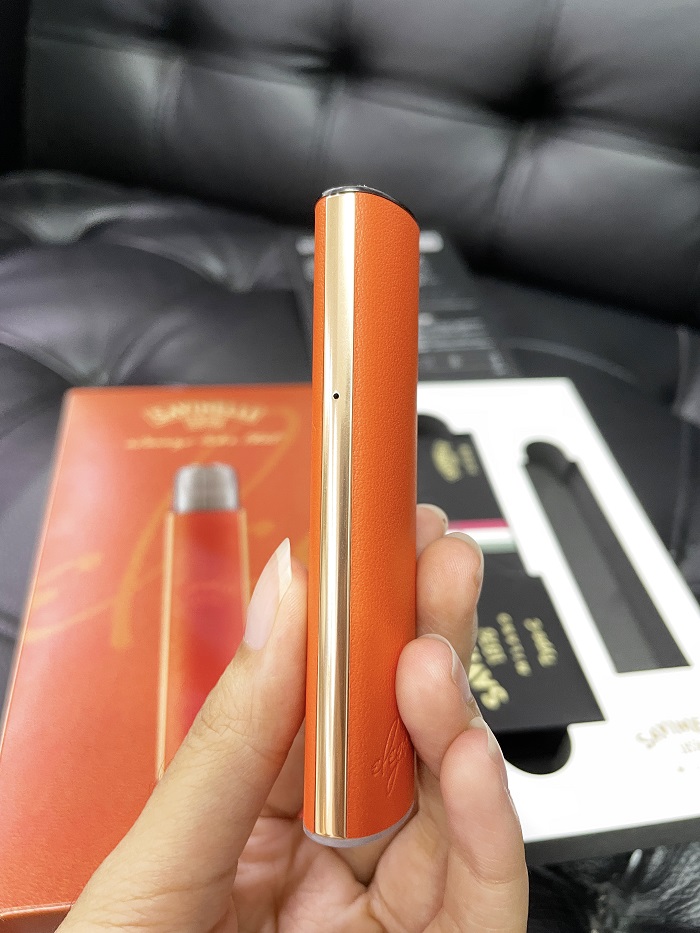 意大利小牛皮手感如何？实测沙芬典雅系列换弹电子烟