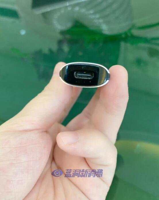 龙舞电子烟新品gippro SE轻彩系列