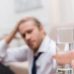 抽电子烟总觉得口干是怎样回事？