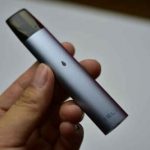 relx电子烟灯闪三下是什么意思？