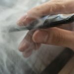 换弹式电子烟发烫怎样处置？