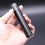 悦刻电子烟进水了灯一直闪是什么？