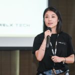 relx创始人汪莹抽烟吗?不清楚是否抽烟