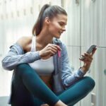 悦刻电子烟如何知道没电了？没电了会怎么显示？