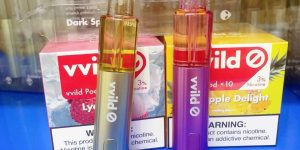 小野外星人12000一次性电子烟